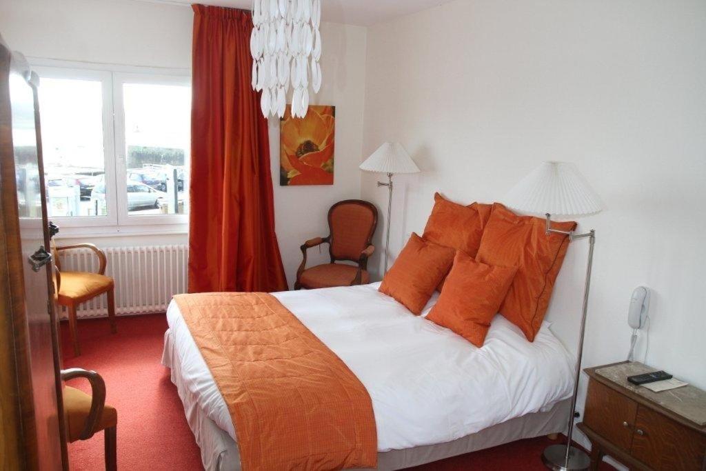 Hotel Le Suroit Перро-Гирк Номер фото